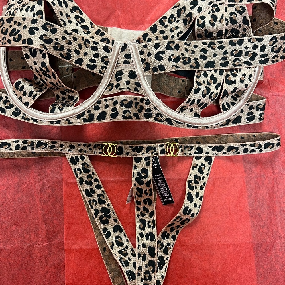 Victoria Secret Unlined Strappy Demi Bra and Panty